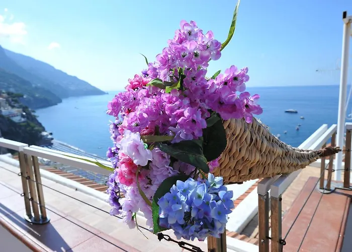 Casa Patty...breath-taking View! Позитано