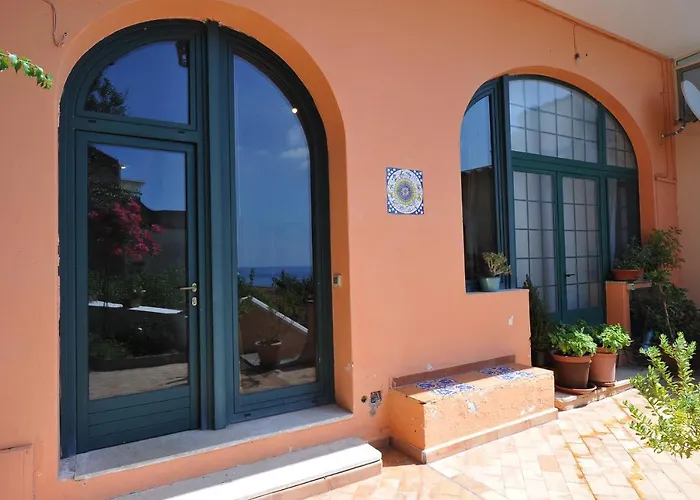 Casa Patty...breath-taking View! Апартаменты *